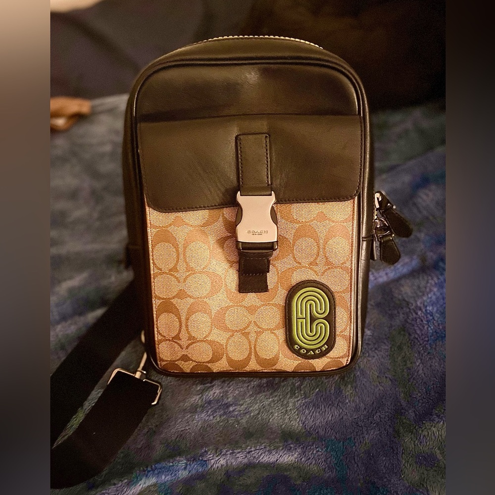 COACH Track Pack In Sig Canvas W/Coach Patch Men's Bag CC017•Khaki/Olive Green